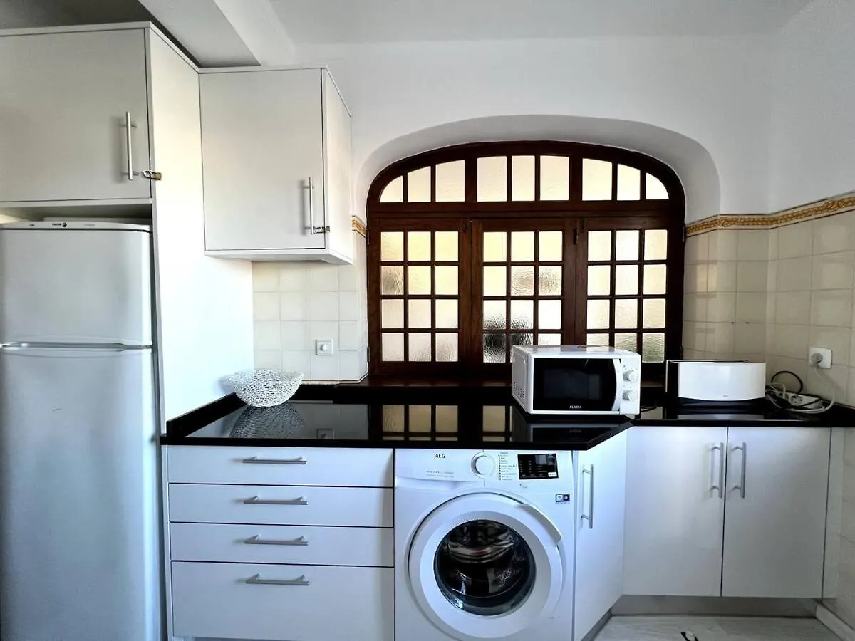 Cozy 2 Bedroom W Pool In Vilamoura By Lovelystay Quarteira 0*,  Portugal