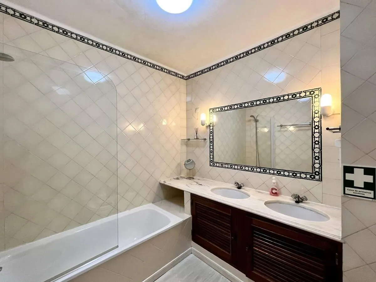 Cozy 2 Bedroom W Pool In Vilamoura By Lovelystay Quarteira 0*,  Portugal