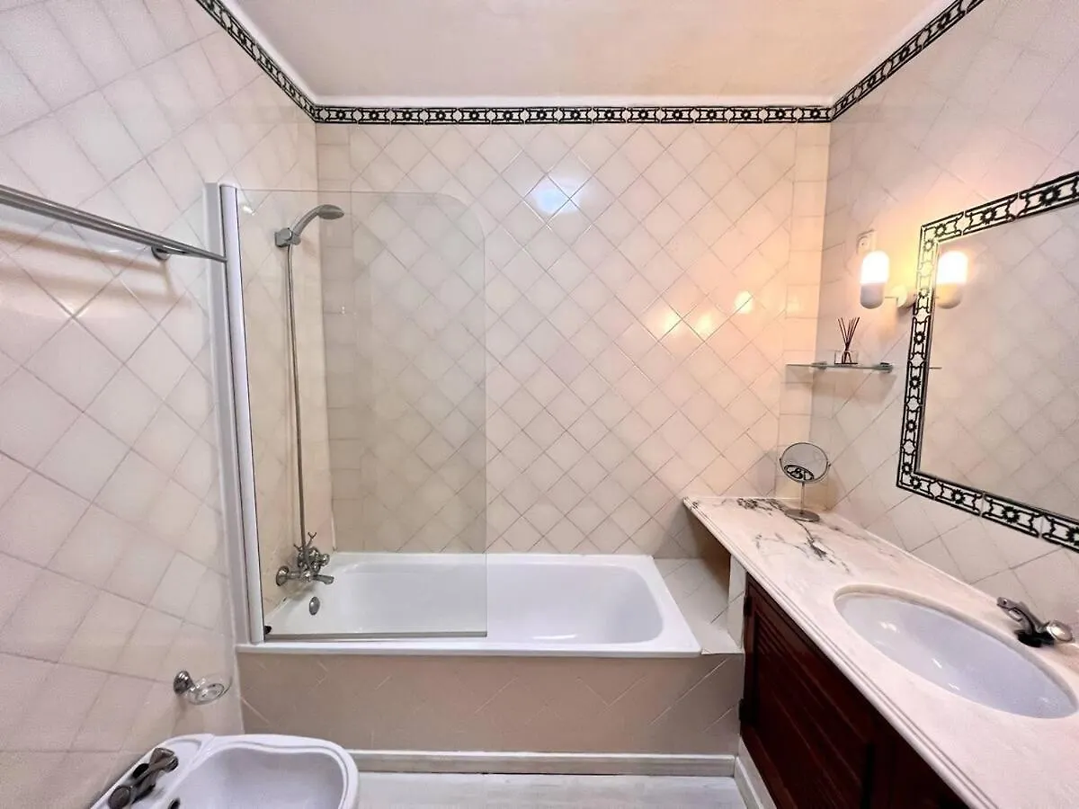 Cozy 2 Bedroom W Pool In Vilamoura By Lovelystay Quarteira Apartment